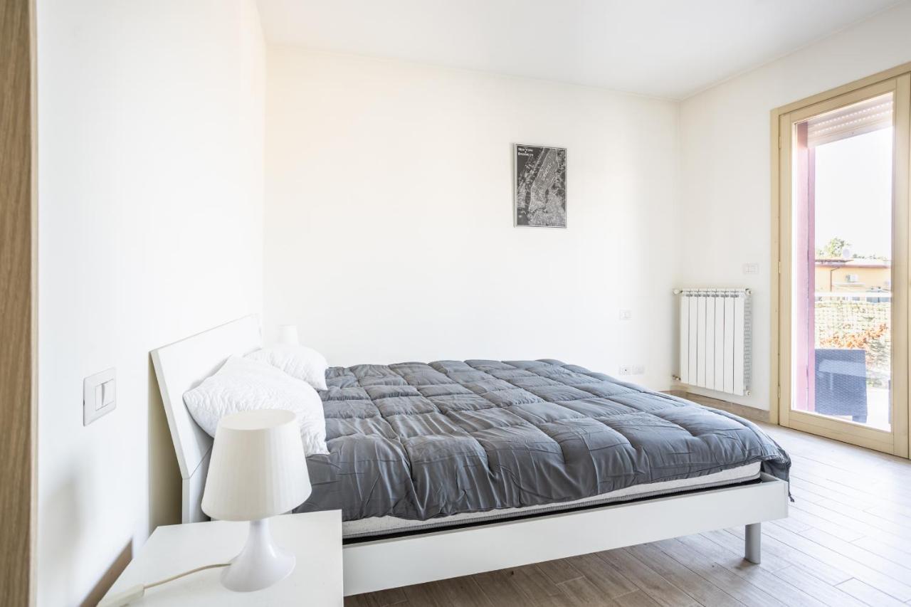 Appartamento Urban Retreat -Private Parking+Terrace Roma Esterno foto