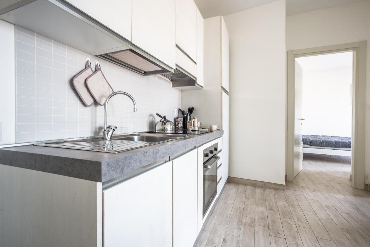 Appartamento Urban Retreat -Private Parking+Terrace Roma Esterno foto