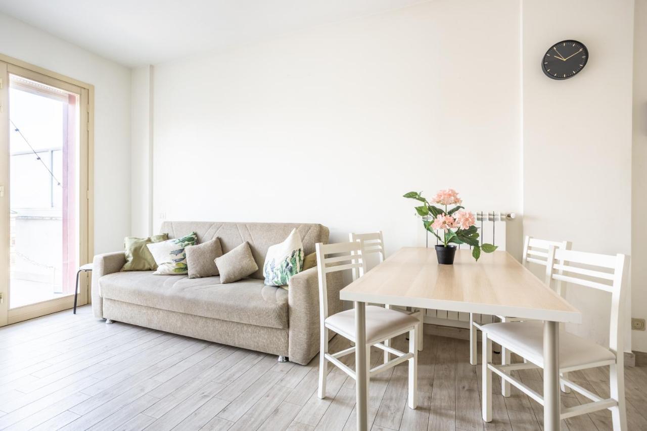 Appartamento Urban Retreat -Private Parking+Terrace Roma Esterno foto