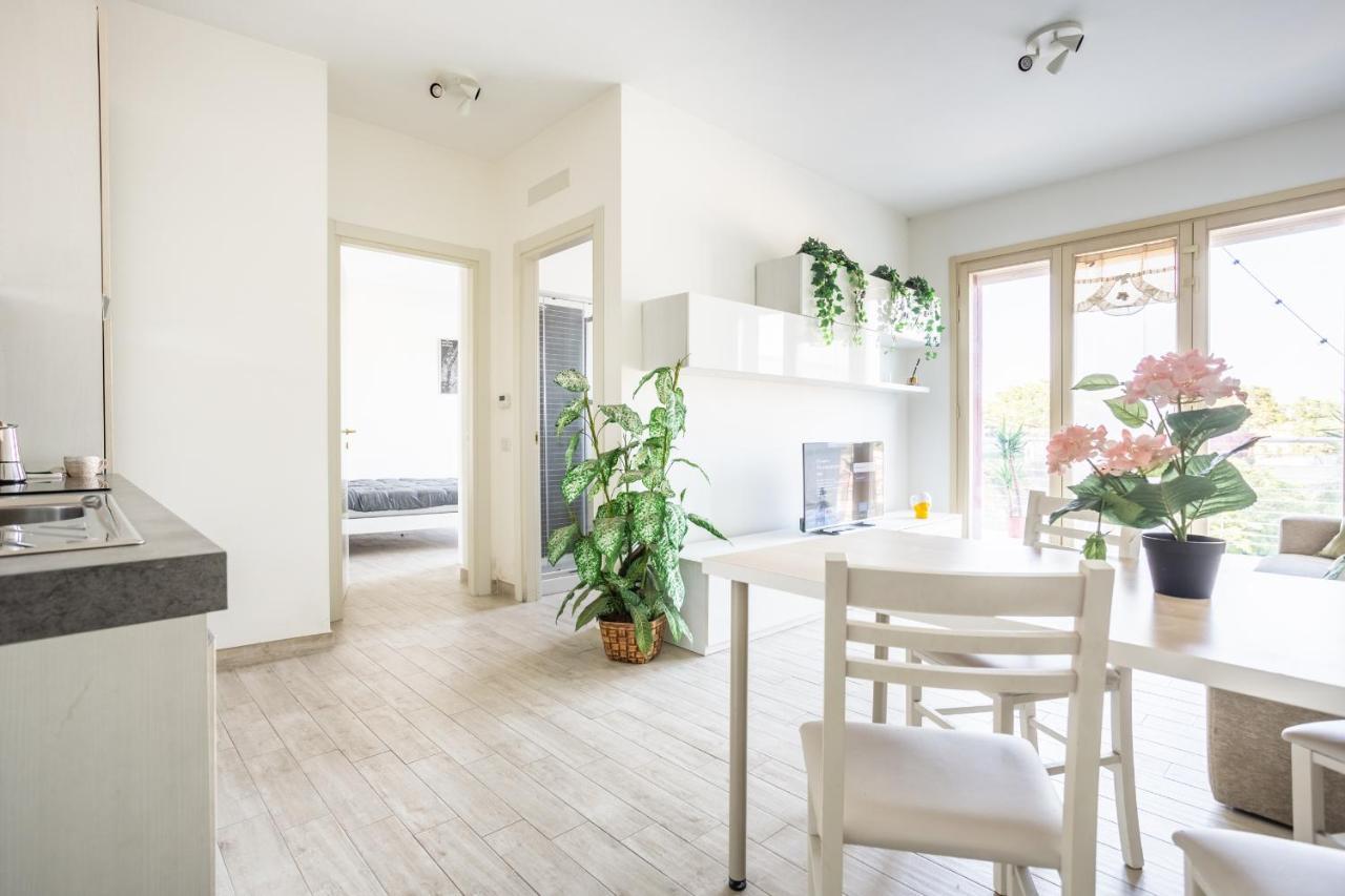 Appartamento Urban Retreat -Private Parking+Terrace Roma Esterno foto
