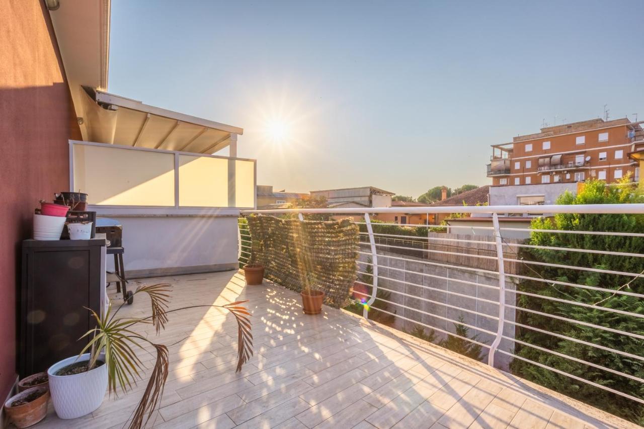 Appartamento Urban Retreat -Private Parking+Terrace Roma Esterno foto